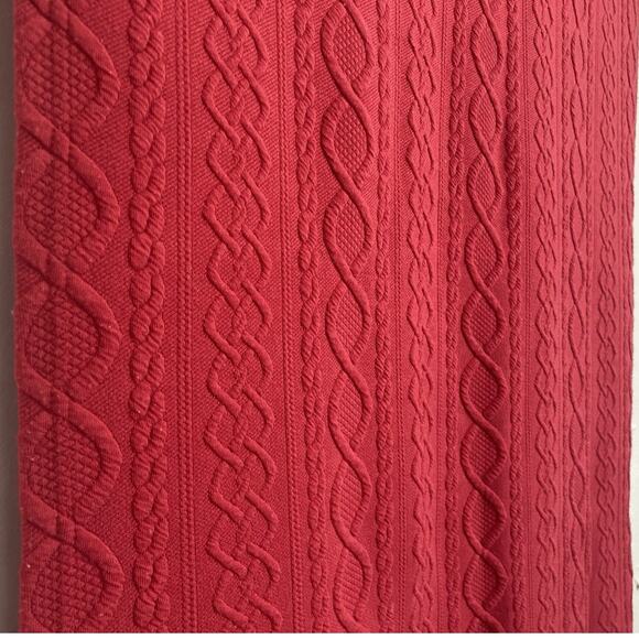 Red Cable Knit Baby Blanket Thin and Soft Unknown Brand 29 X 39” Twists Braids D - Picture 1 of 10